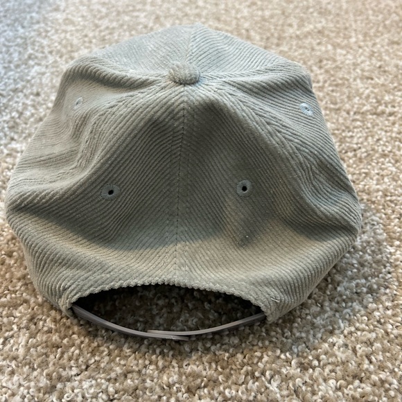 New Era Chicago Cubs Corduroy Wrigley Field Script Snapback Hat - Picture 3 of 6